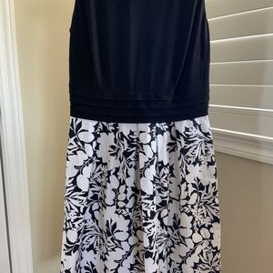 Ralph Lauren summer dress. Flowered cotton skirt. Black elastane top. Comfy!